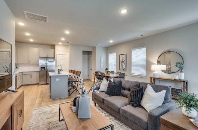 Building Photo - 4511 Sardius Dr