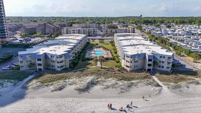 Foto del edificio - 9660 Shore Dr