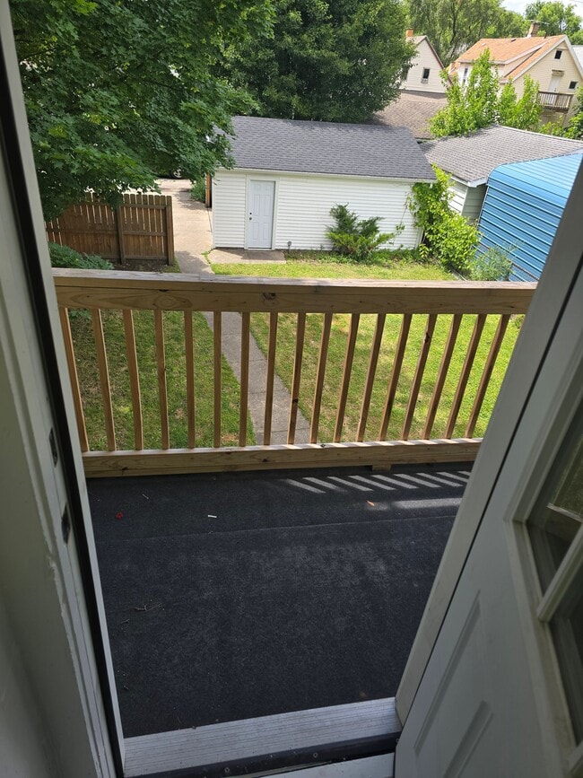 Photo - 3464 W 52nd St (Cleveland, OH) Apartment
