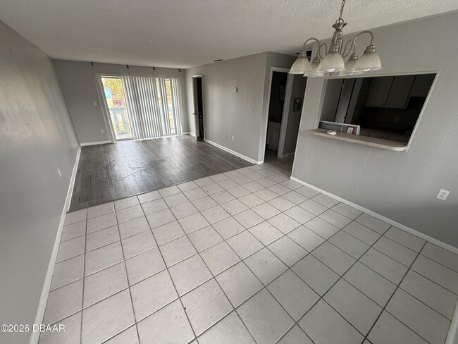 Foto del edificio - 1850 S Park Ave