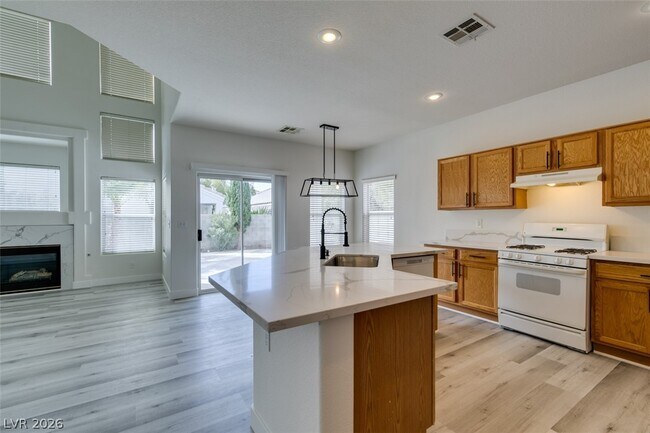 Foto del edificio - 1581 Peaceful Pine St