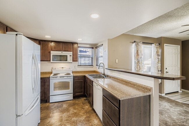 Building Photo - 3364 Capstan Way