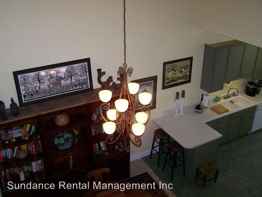 Building Photo - 162 Calle Escada