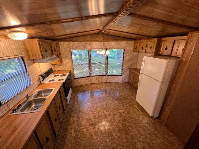 Building Photo - 20547 Adkins Rd