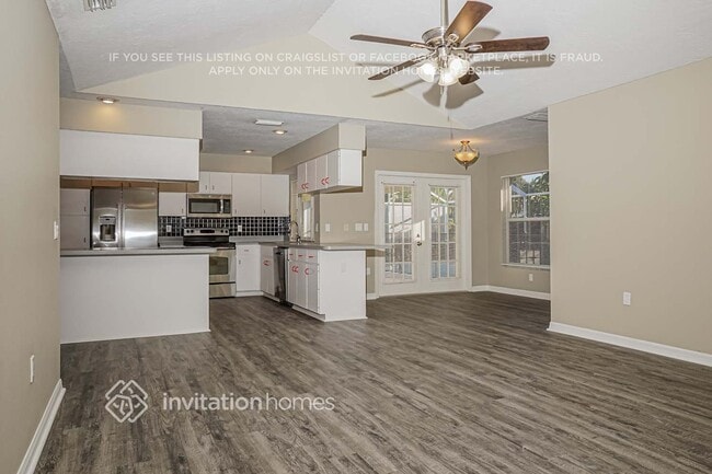 Building Photo - 4495 Diamond Cir E
