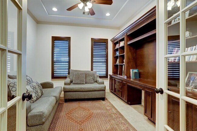 Foto del edificio - 2523 Alan Lake Ln
