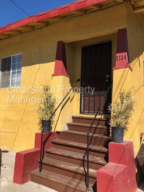 Primary Photo - 2124 N Thomas St