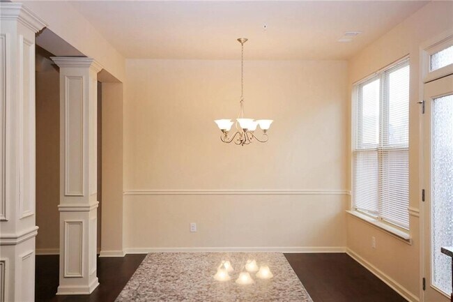 Foto del edificio - 2293 Spicy Pine Dr