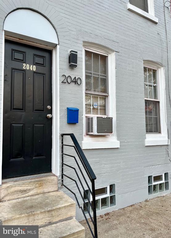 Foto del edificio - 2040 N Darien St