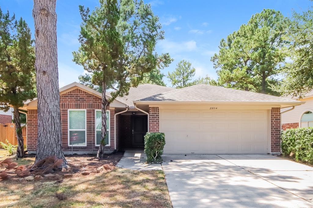 Foto principal - 25714 Richards Rd