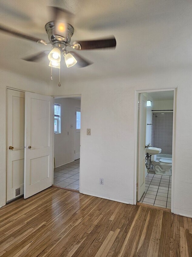 Building Photo - 1210 DR. MLK DVG PROPERTIES