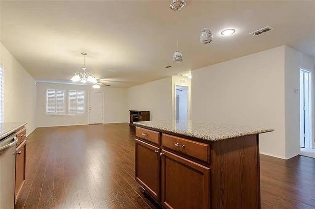 Foto del edificio - 829 Underhill Dr