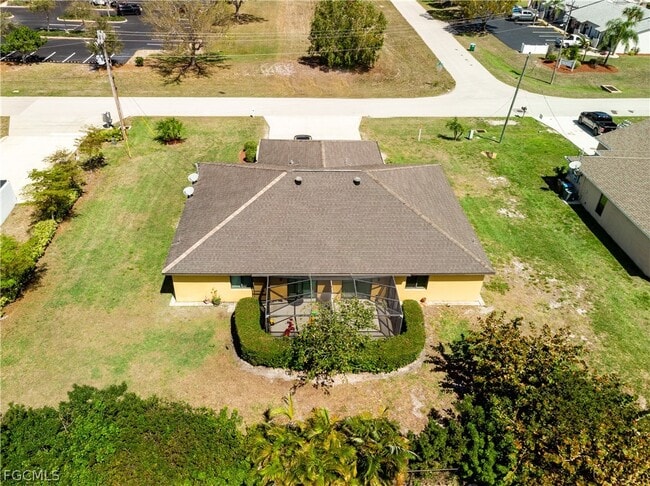 Foto del edificio - 902 SW 39th Terrace