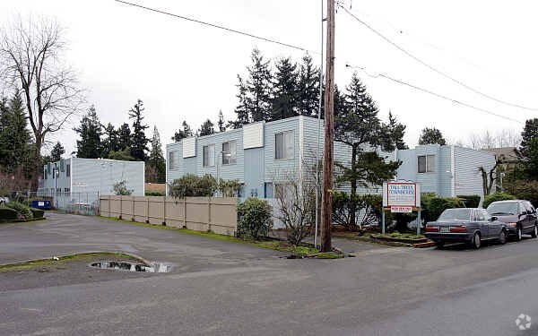 Foto del edificio - Tall Trees Townhouses