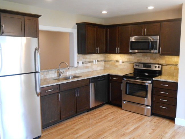 NEW 2D Kitchen - Lewiston Properties