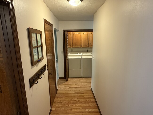 Building Photo - 5212 Bison Dr