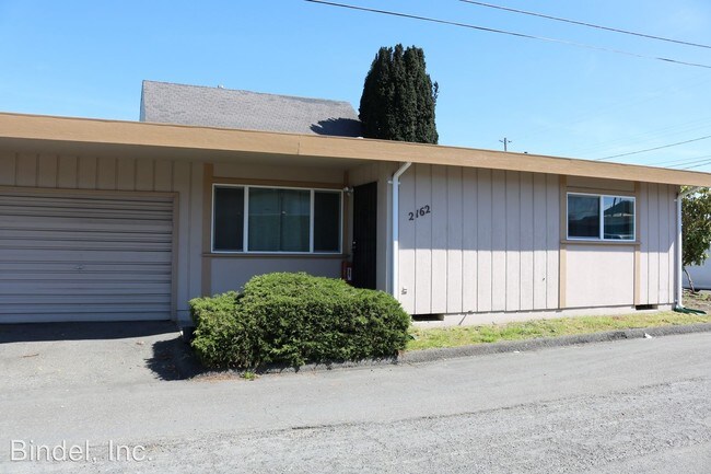 Foto del edificio - 2164 Pine St
