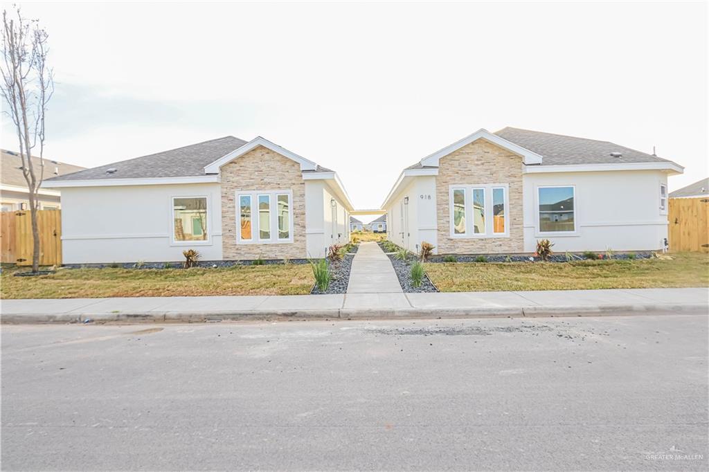 Foto principal - 918 N Blair Ave