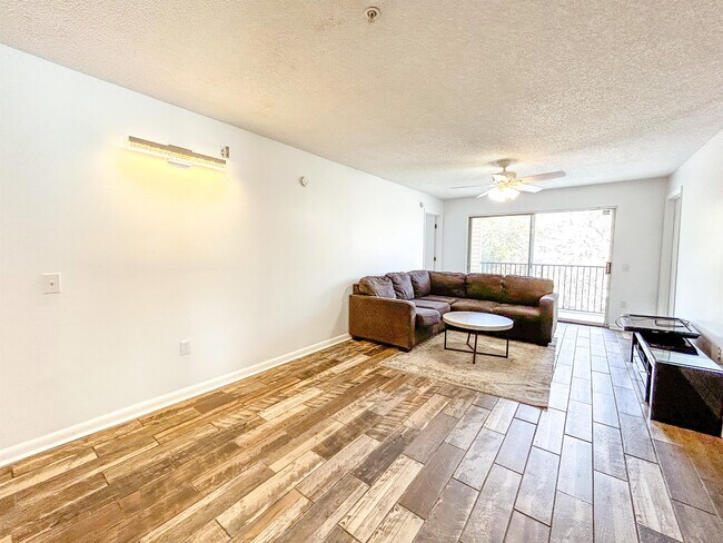 Foto del edificio - 3921 SW 34th St