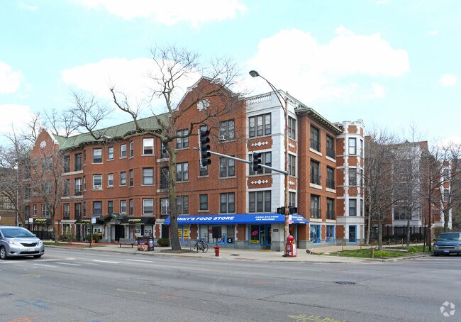 Building Photo - 7001-7013 N Sheridan Rd