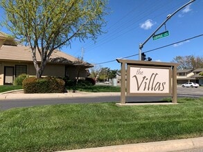 Building Photo - 3627 Fawndale Dr
