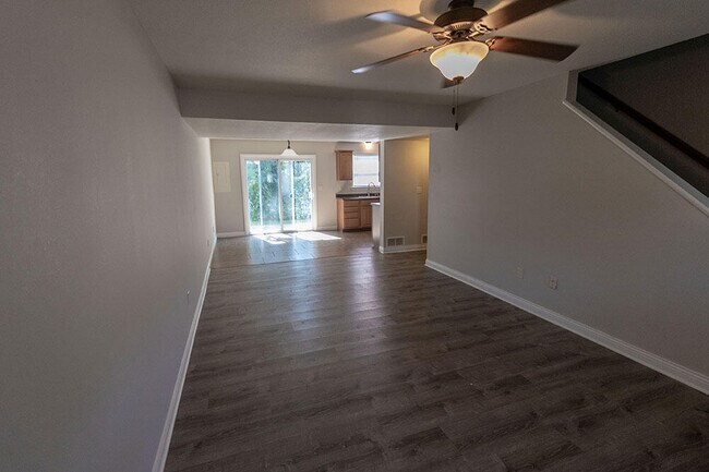 Foto del edificio - 4700 Dehaven Dr