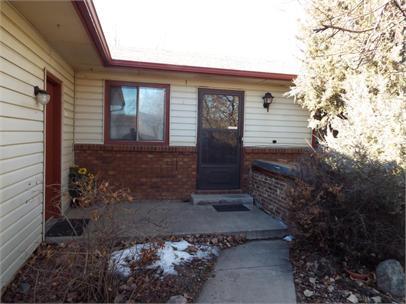 Primary Photo - 527 S Estrella Ave