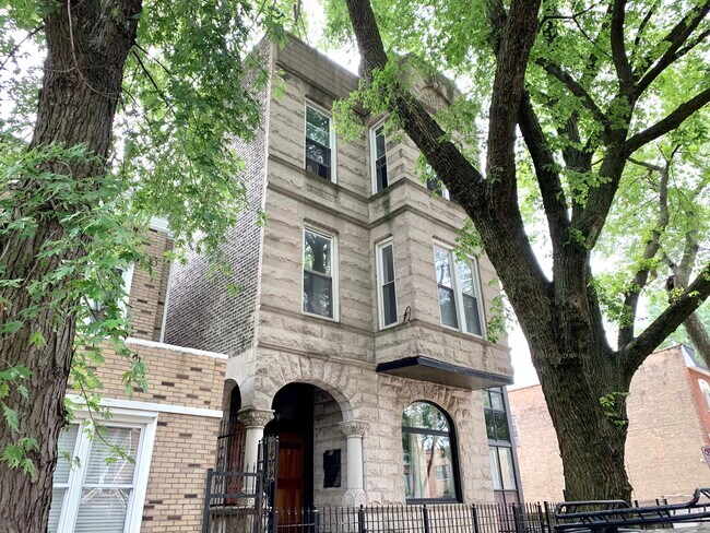 Foto del edificio - 1409 North Campbell Avenue