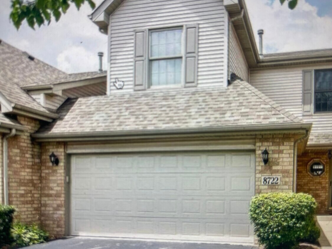 Foto principal - 8722 Crystal Creek Dr