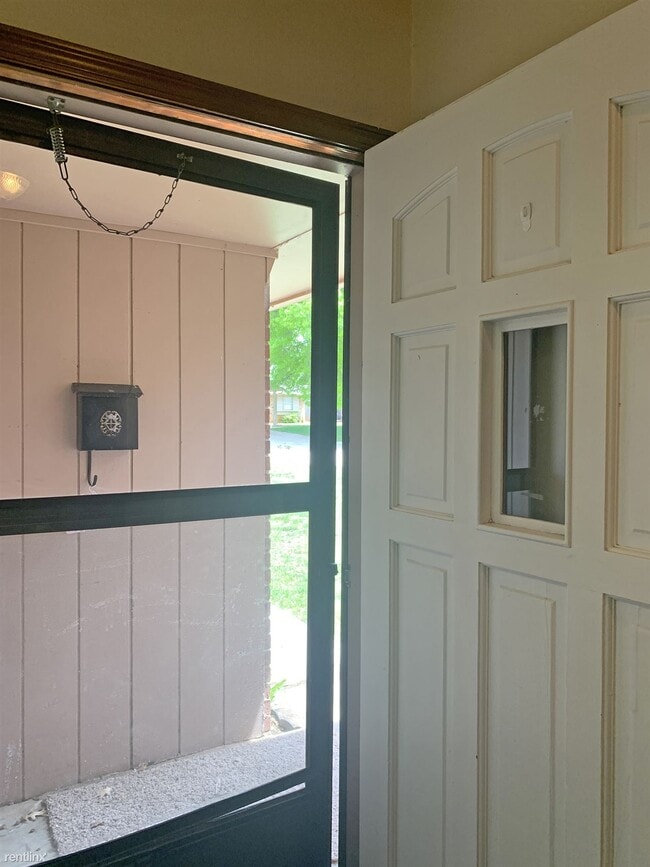 Building Photo - 3 br, 1.5 bath House - 904 Glenwood Drive