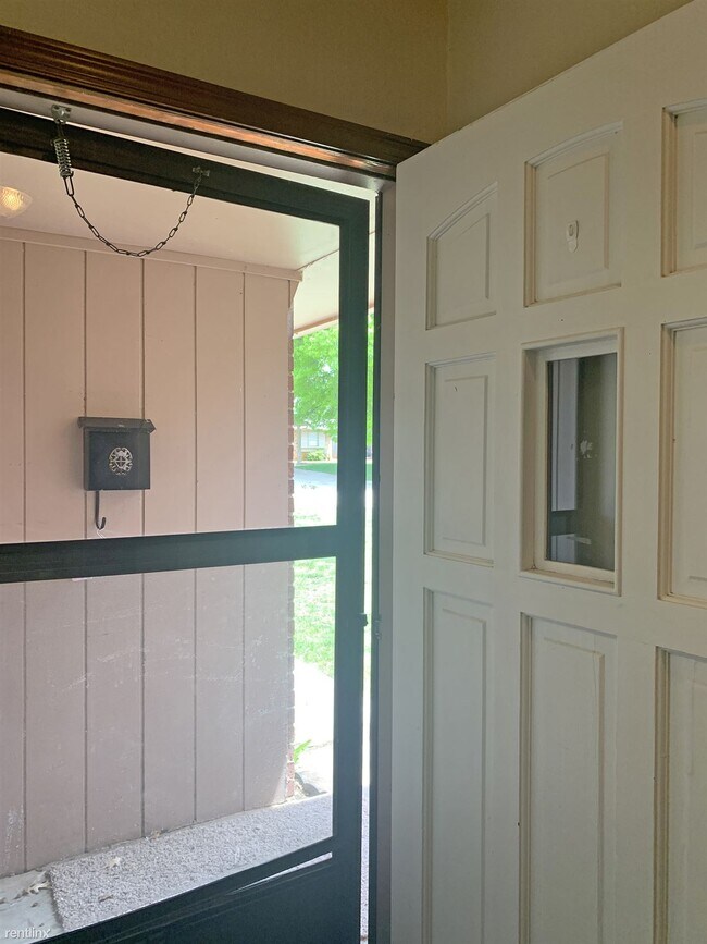 Foto del edificio - 3 br, 1.5 bath House - 904 Glenwood Drive