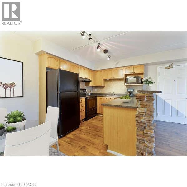 Building Photo - 1490 Bishops Gate
