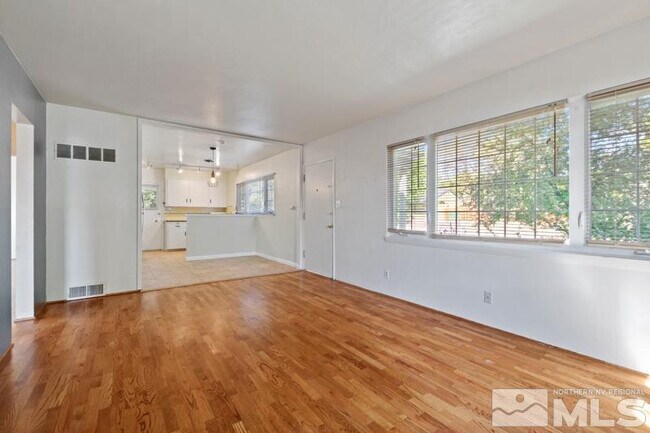 Foto del edificio - 1530 Allen St