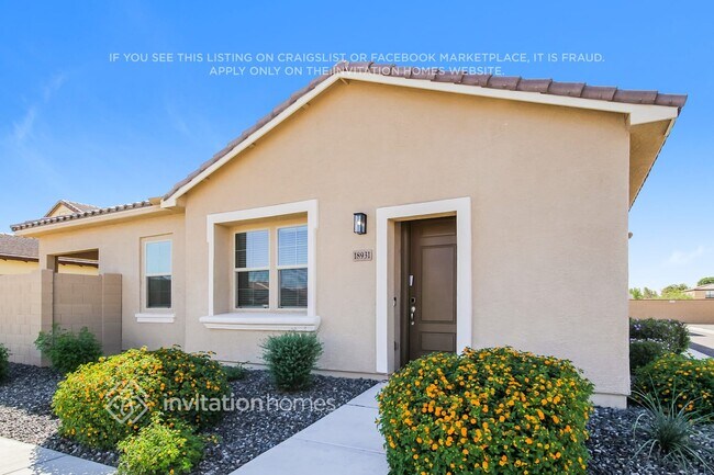 Foto del edificio - 18931 W Pasadena Ave