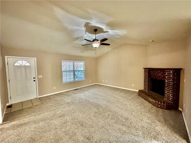 Building Photo - 35 Westbury Dr