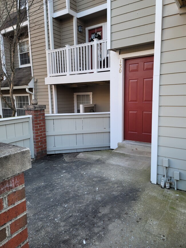 Patio/Entrada - 5712 Chapman Mill Dr