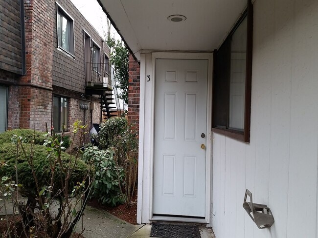 Foto del edificio - 119 147th Ave SE
