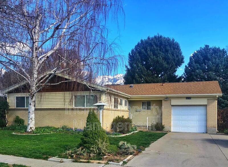3759 Alta Loma Dr E, Millcreek, UT 84106 House for Rent in Millcreek