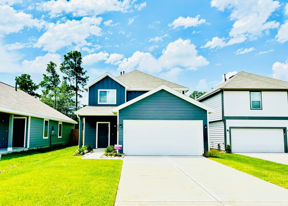 Primary Photo - 2423 Bluefish Ct