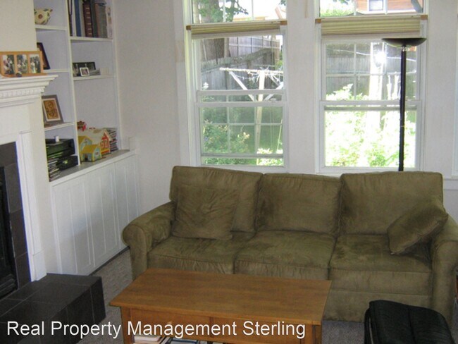 Building Photo - 4 br, 2.5 bath House - 103 Lyman Avenue