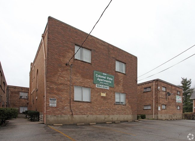 Foto del edificio - Colonial Vista Apartments