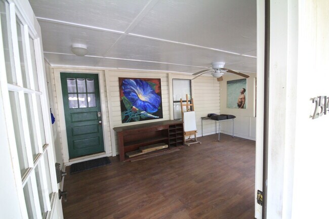 Habitación delantera - 25140 NE 133rd St