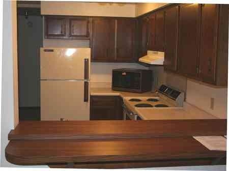  - 106 W Robinson St