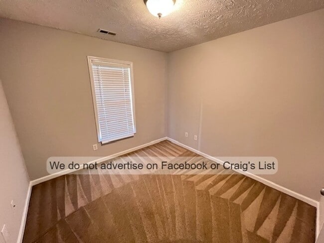 Foto del edificio - Saddle Ridge- Thackeray Drive