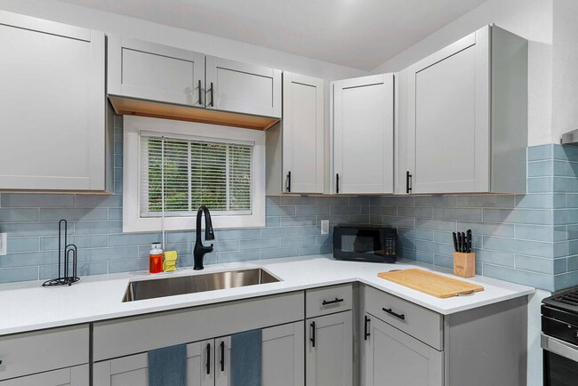 Foto del edificio - 412 Harwood St