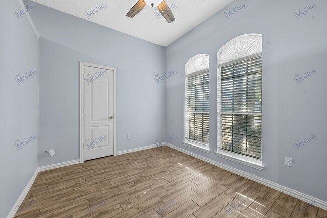 Building Photo - Beautiful 4-bed 2-bath Home in Keller!