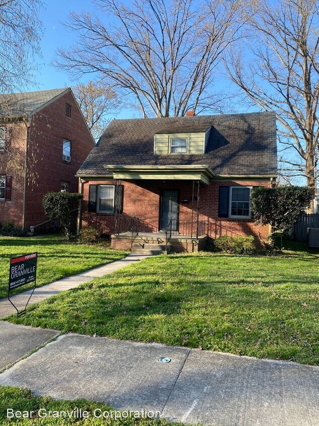 Primary Photo - 3 br, 1.5 bath House - 4015 W Grace St