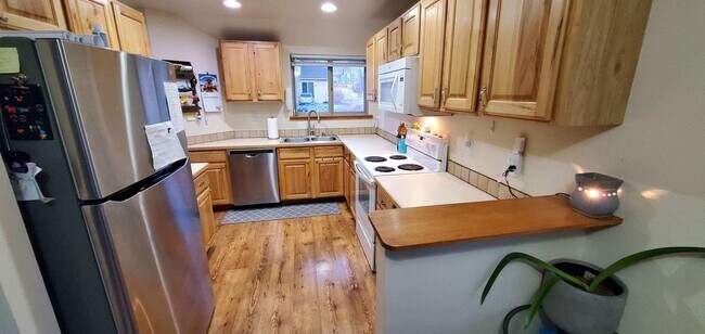 Foto del edificio - 1290a Rimrock Dr