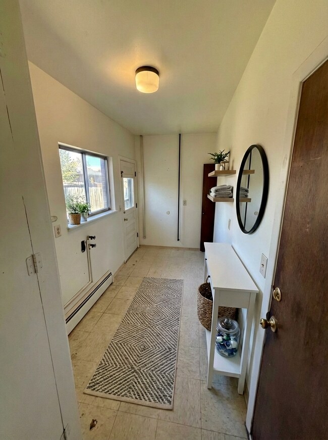 Foto del edificio - 1201 Baker St