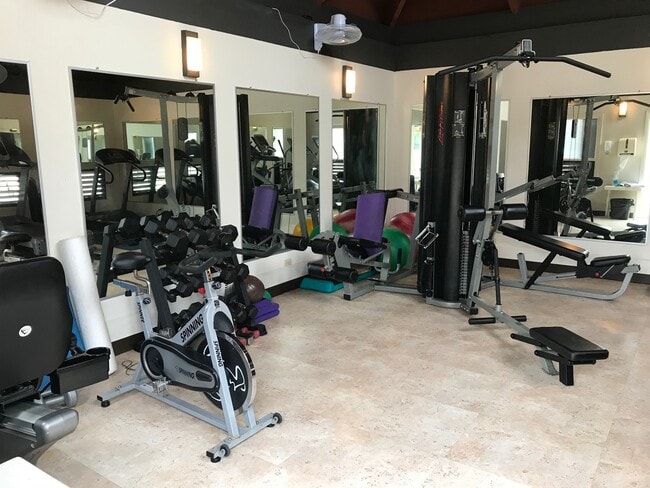 Building Photo - Esplanade 1 Bdrm., 2 bath, 2 pkg., Pool, B...